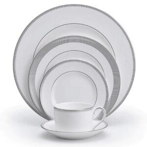 Vera Wang Wedgwood Grosgrain Fine China 5 Piece Place Setting New